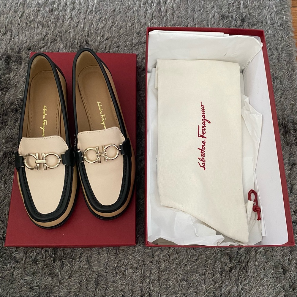 Salvatore Ferragamo loafers - Picture 12 of 14